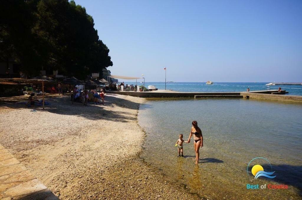 Apartments Flora Porec Exterior photo